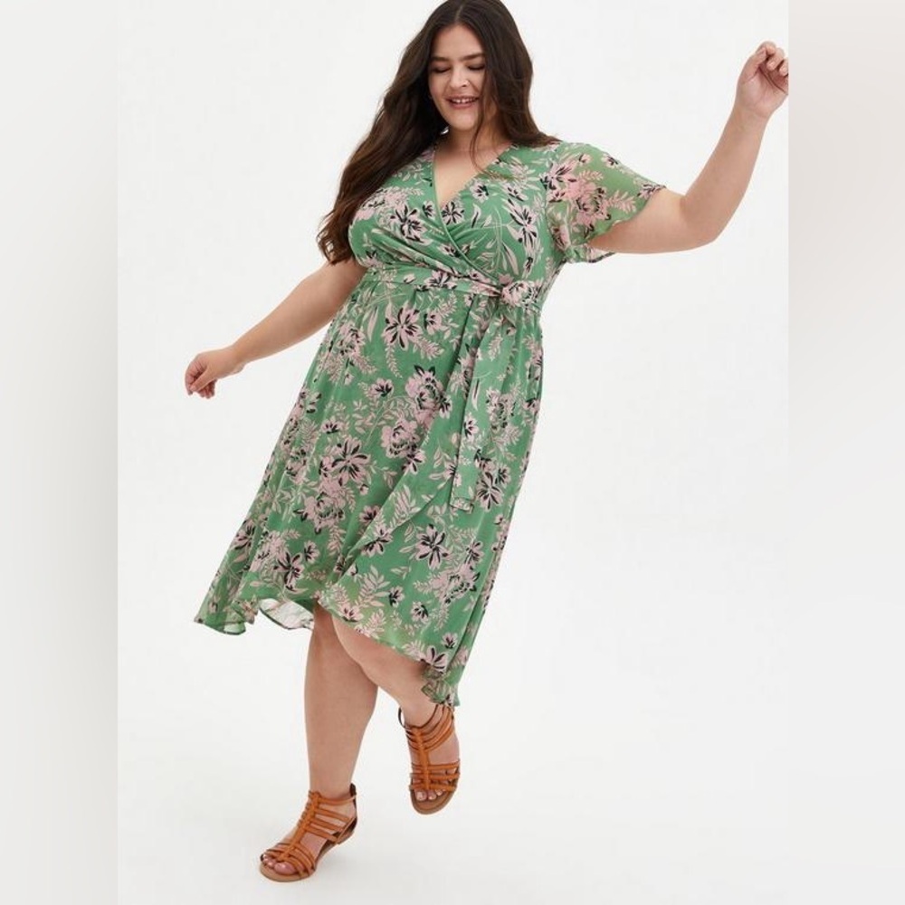 Torrid Green Floral Chiffon Wrap Midi Dress Sz 1X